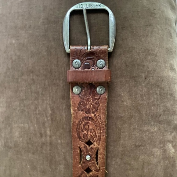 Hollister Studded Brown Leather Belt Silver Buckle LARGE - Picture 2 of 4